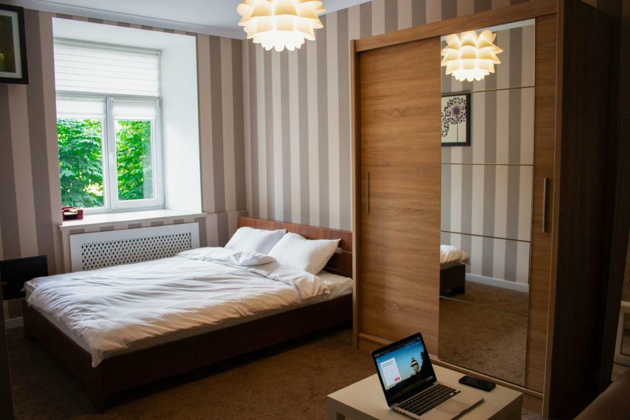 Charming City Center Flat L Self Check-In Kyiv Exterior photo