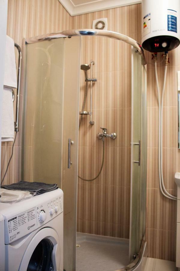 Charming City Center Flat L Self Check-In Kyiv Exterior photo